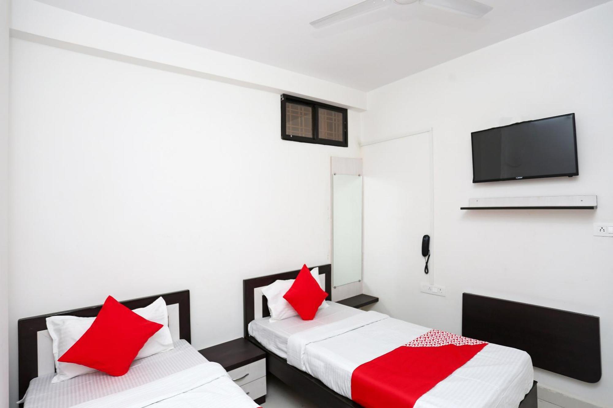 Hotel O 30359 Hotel The Vinayak Bhopal Exterior foto